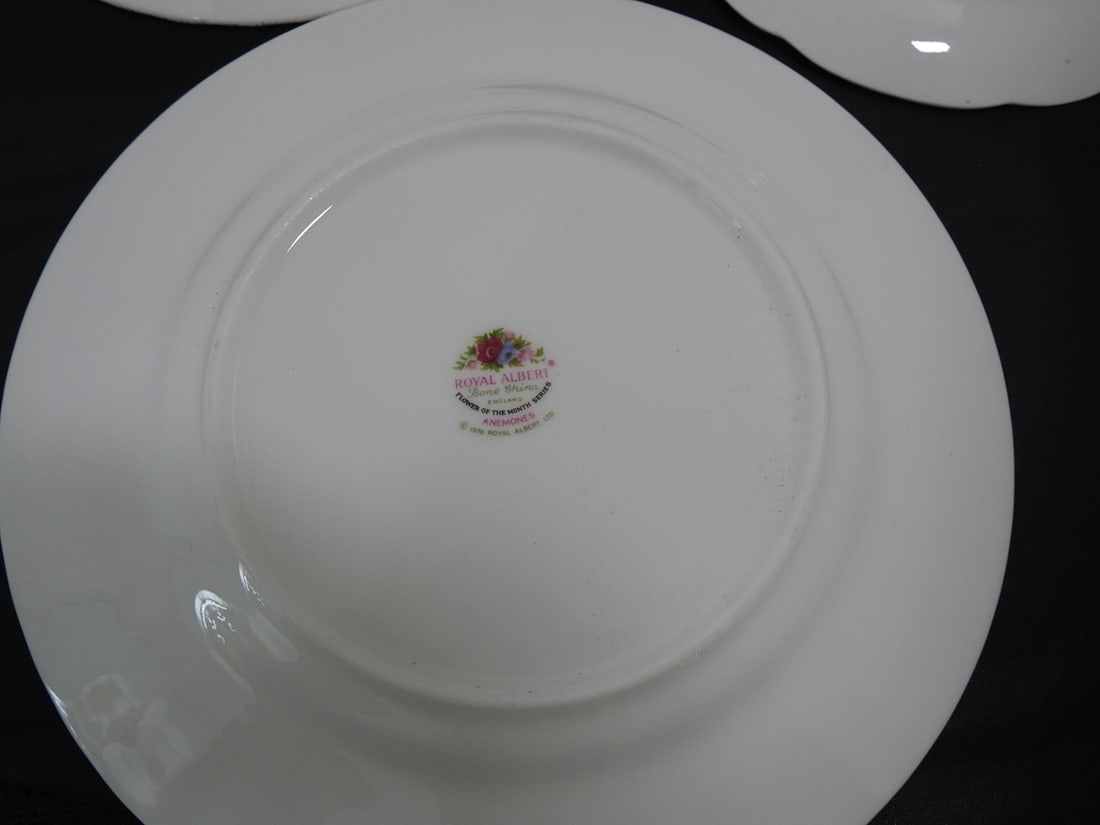 Set of 3 Vintage Bone China Plates - 5