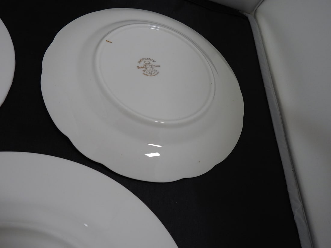 Set of 3 Vintage Bone China Plates - 7