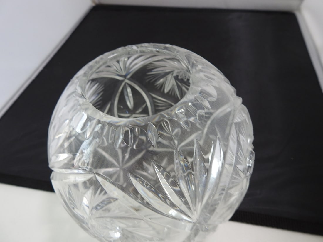 Lead Crystal Rose Bowl vase - 4