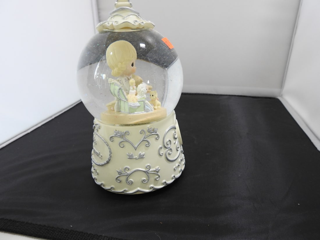 Precious Moments Snow Globe Music Box - 5