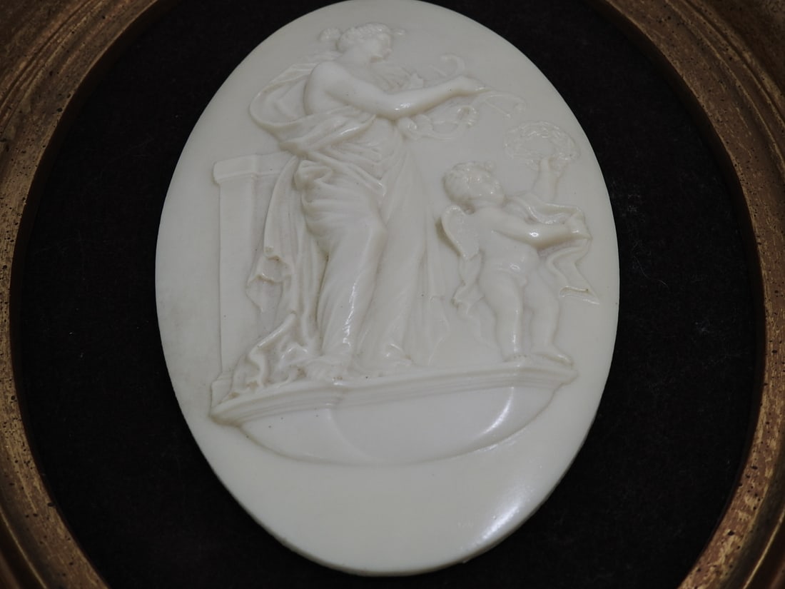 Vintage Victorian Style Relief Wall Plaque - 2