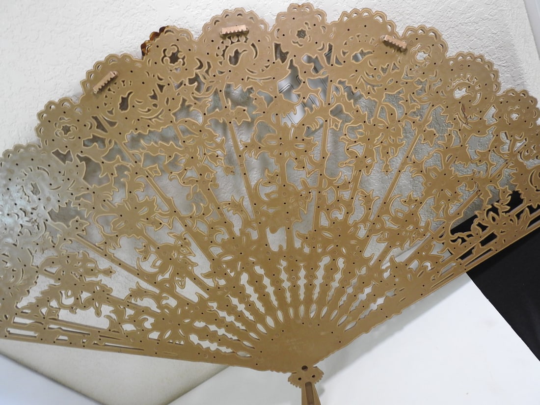 Antiqued Gold Filigree Fan Wall Decor - 3