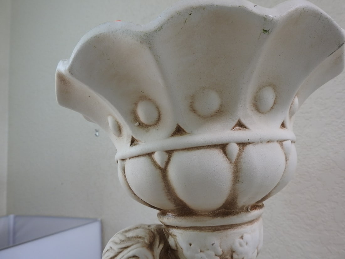 Cherub Pedestal Small Flower Pot - 4