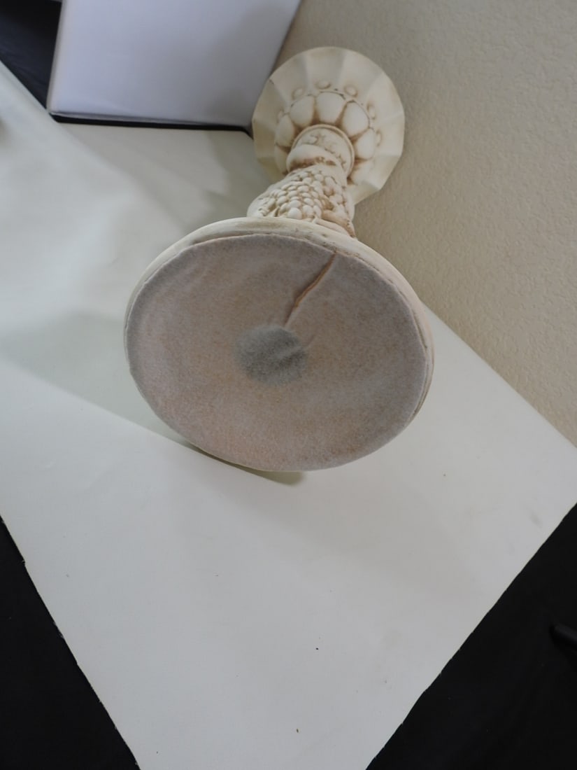 Cherub Pedestal Small Flower Pot - 9