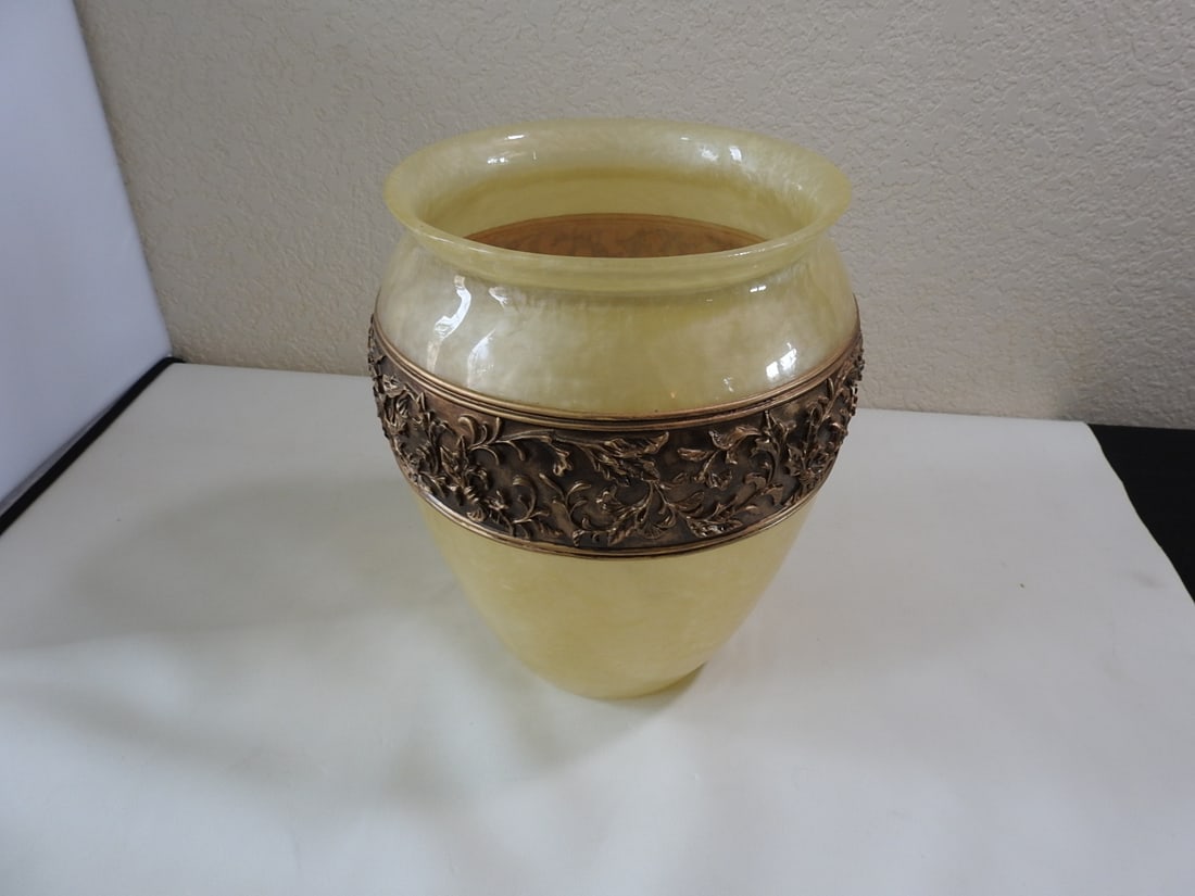 Classic European Style Bathroom Trash Pot (1 of 5)