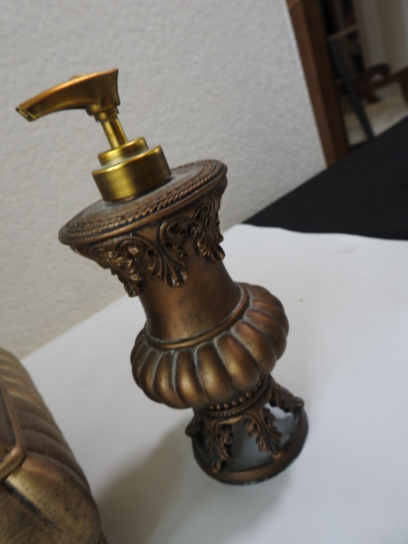 Classic European Style Bathroom set - 4