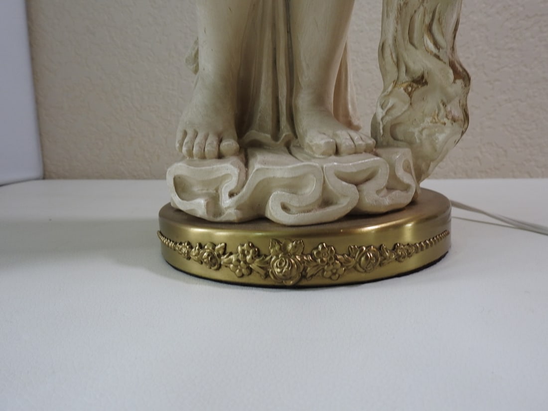 Grecian Woman Lamp - 4