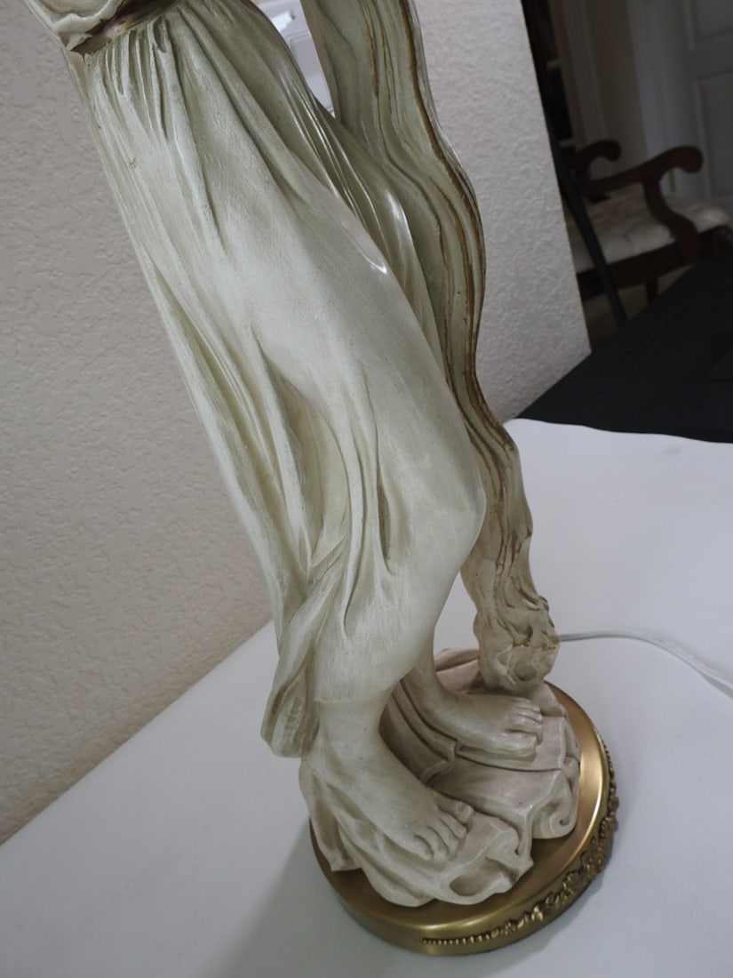 Grecian Woman Lamp - 5