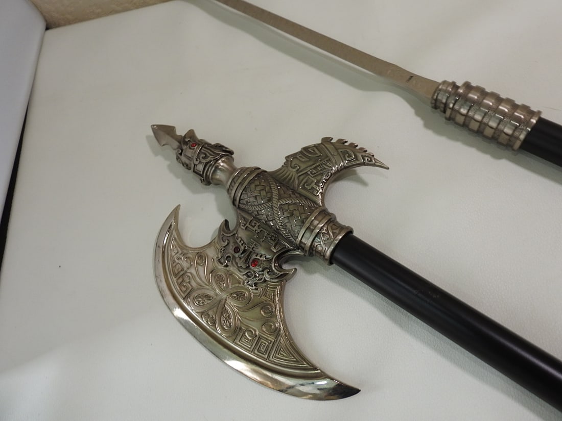 Decorative Battle Axe with Hidden Sword - 7