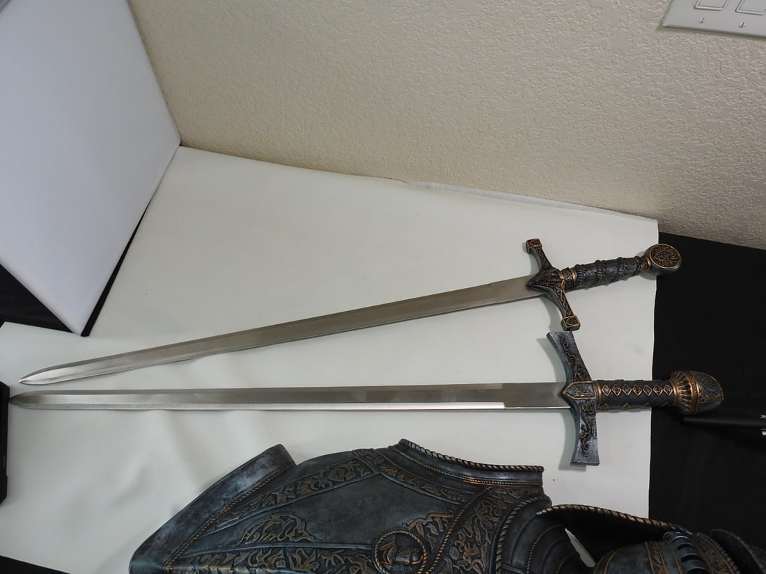 Antique Suit of Arms - 12