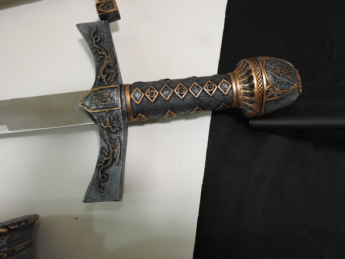 Antique Suit of Arms - 13