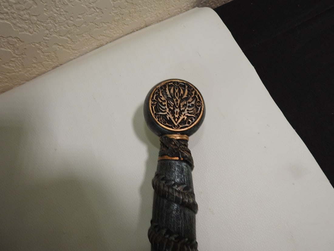 Antique Suit of Arms - 8