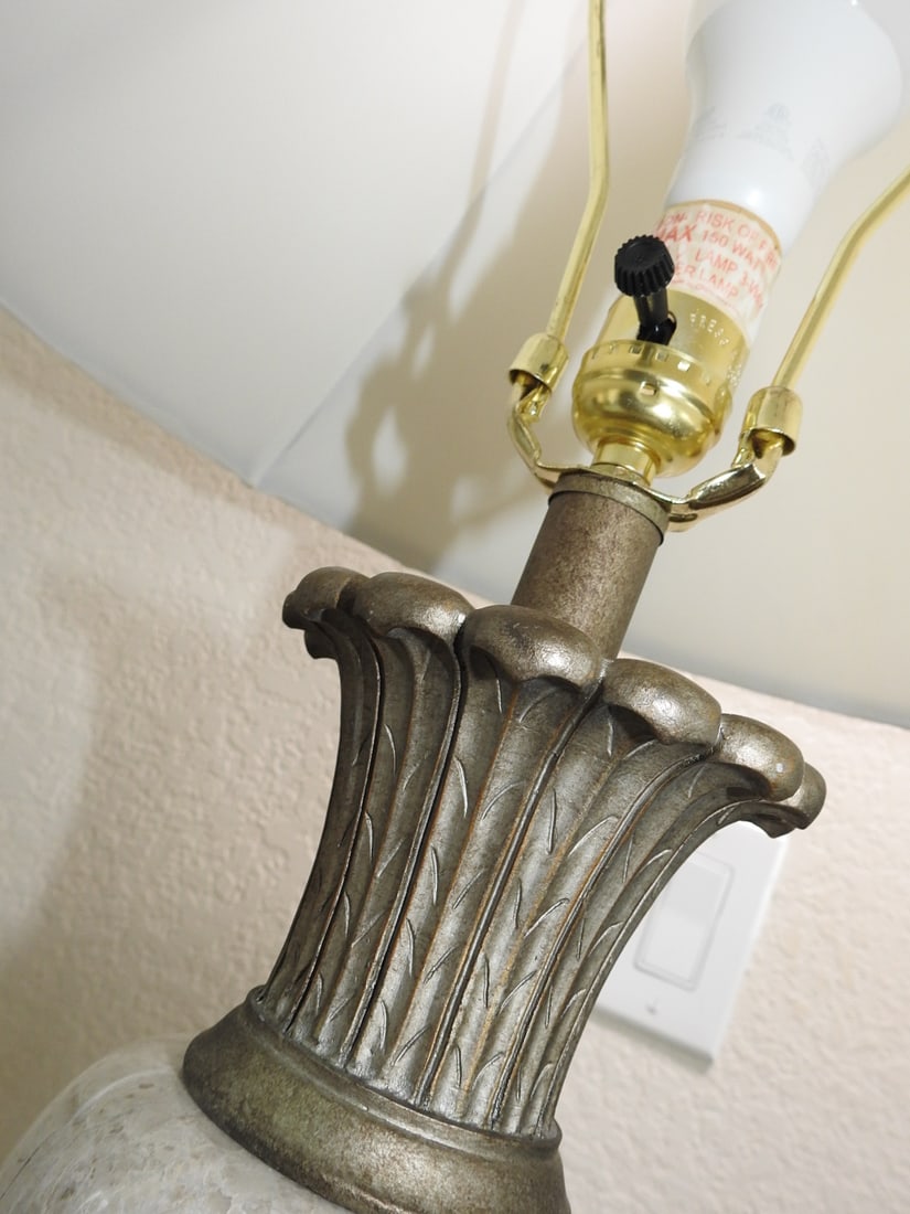 Pair of Classic Roman Style Lamps - 8