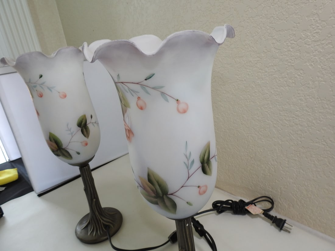 Set of 2 Tulip Lamps - 2