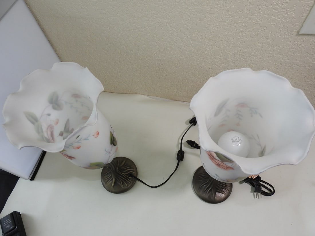 Set of 2 Tulip Lamps - 5
