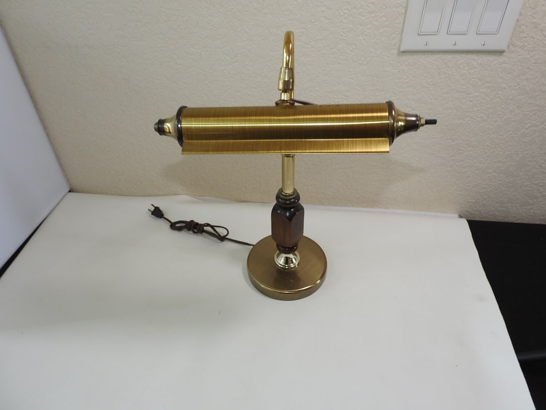 Classic Design Library Table Lamp: Classic Design Library Table Lamp. Brass Fitures wooden accents, vintage, Approx. 18.5 x 11.5 x 10 in.