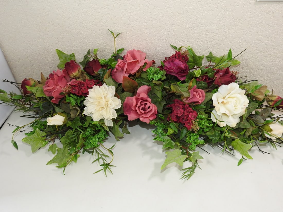 Silk Flower Swag: Silk Flower Swag Approx. 12 x 36 x 9 in.