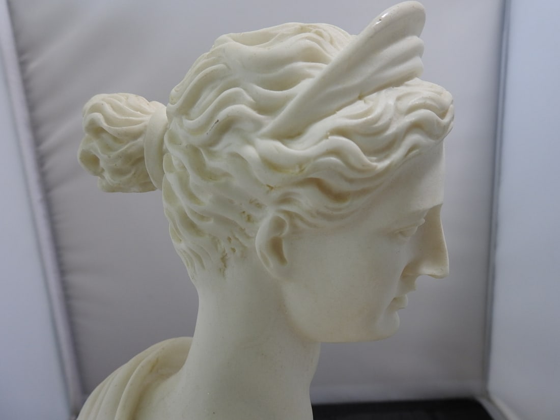 Artemis Classical Resin Bust - 3