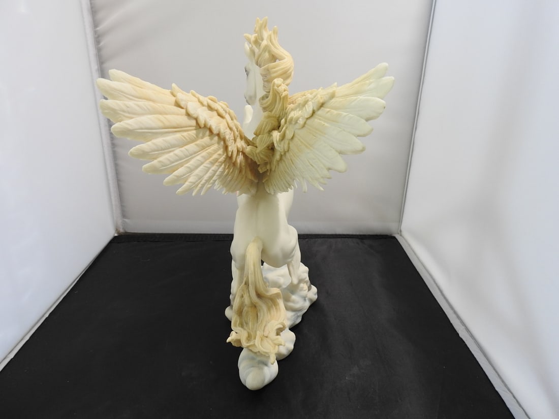 Veronese Design Pegasus Resin Statue - 4