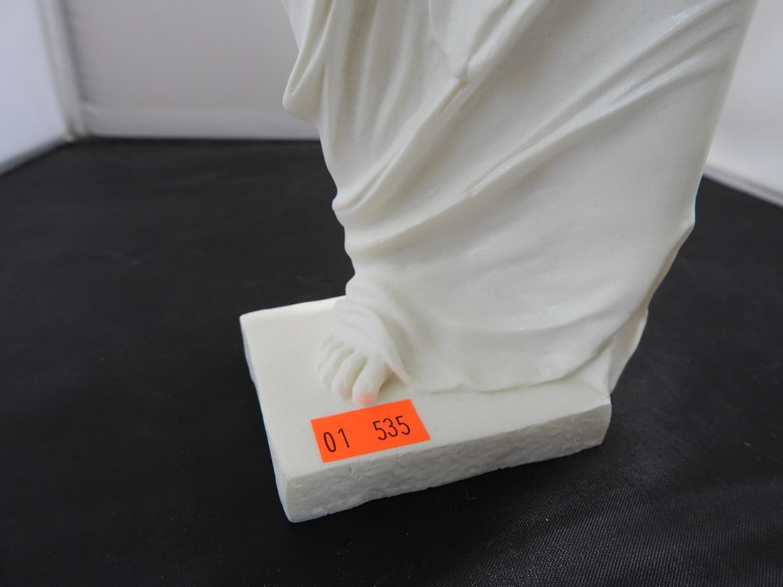 Tupton Venus de Milo Resin Statue - 2