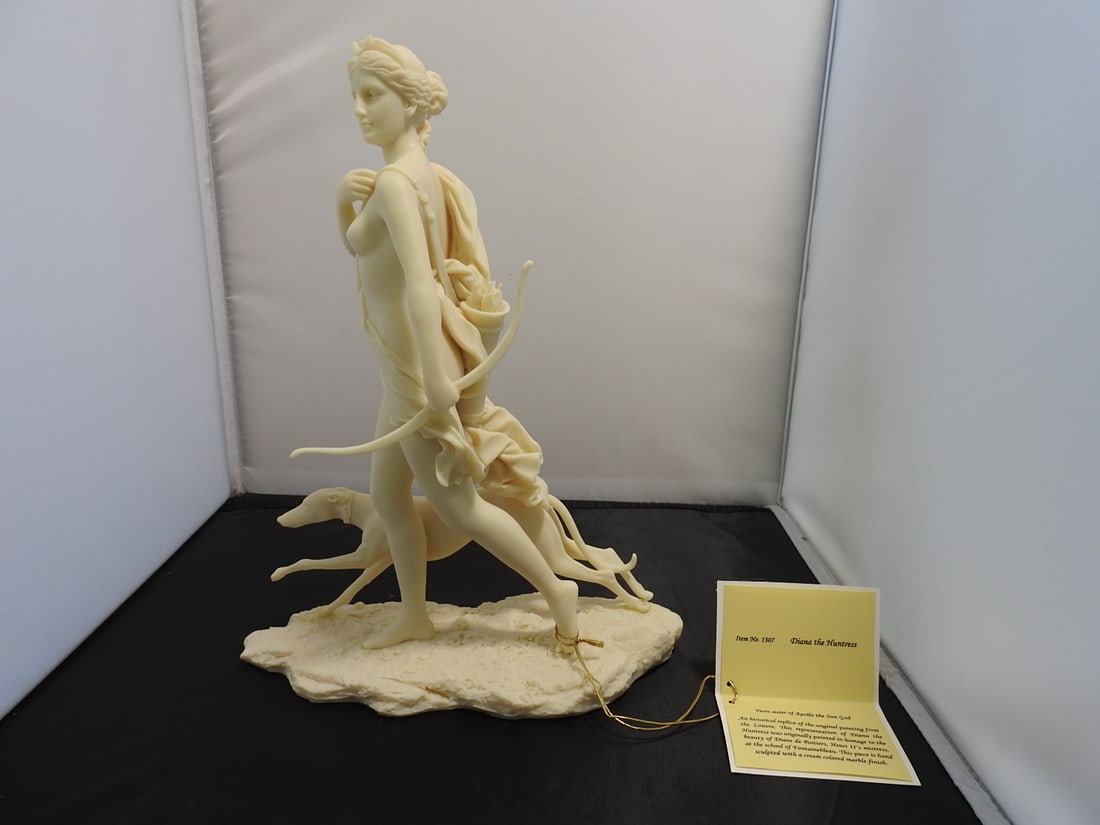 Diana the Huntress Classical Resin Statue: Top Land Trading Myths and Legends line classical statue depicting Diana the Huntress, serial 1307 per notes. Approx. 11.25 x 9 x 4 in.