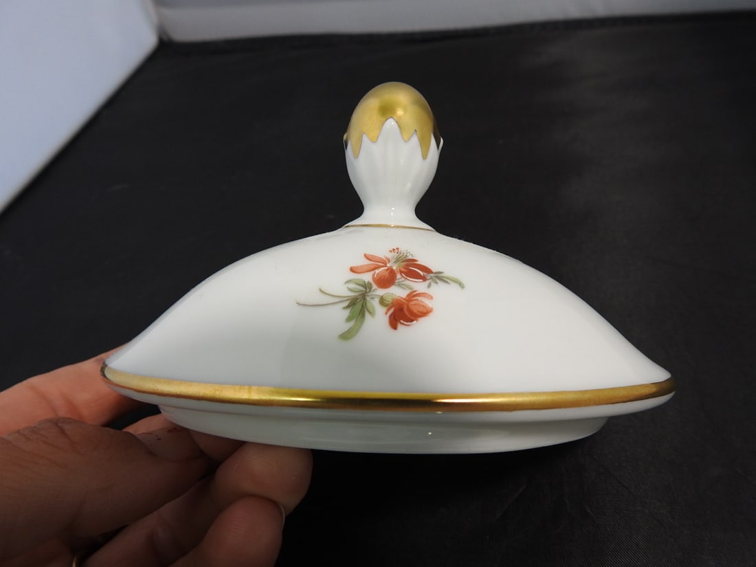 Kaiser Porzellan Gloria Floral Lidded Bonbonniere - 8