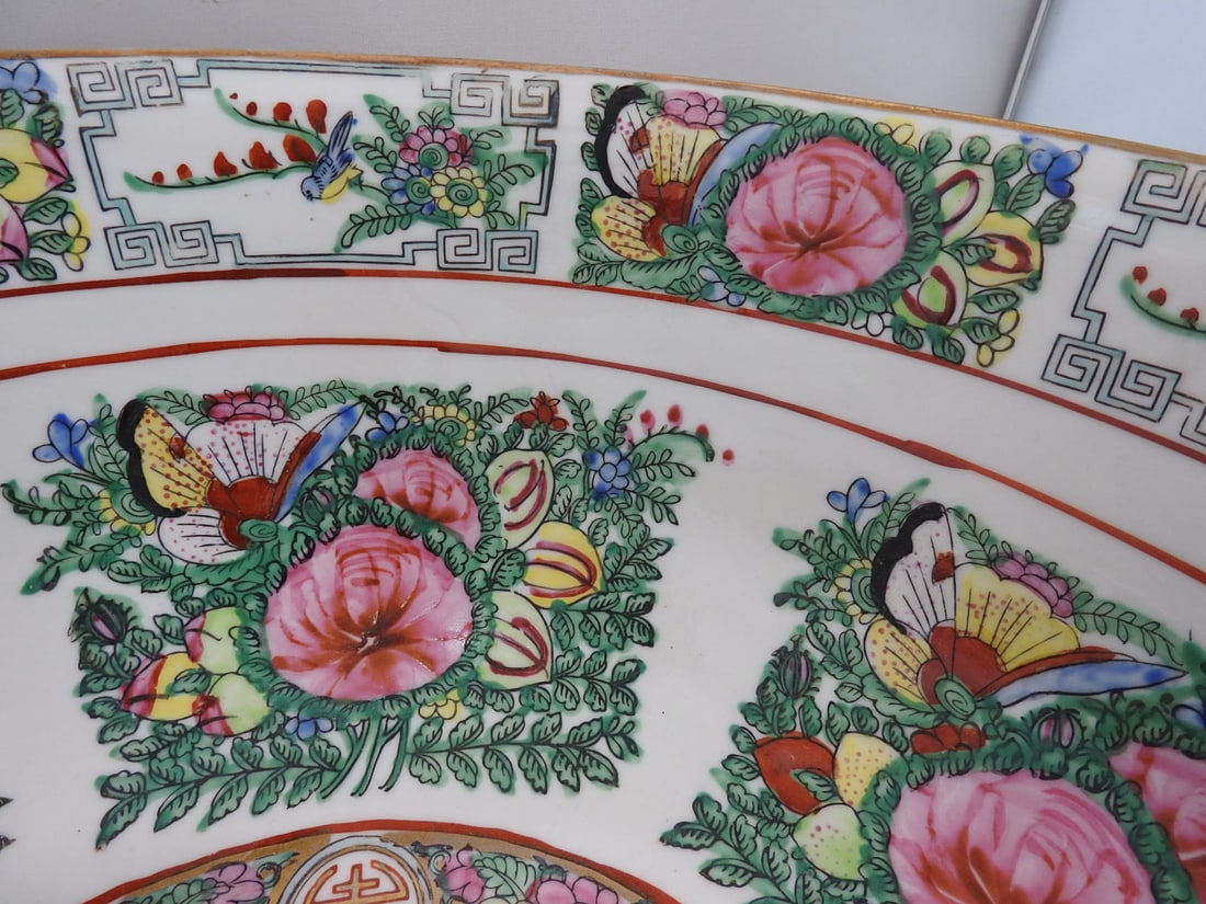 Large Vintage Famille Rose Style Chinese Export Porcelain Bowl - 2