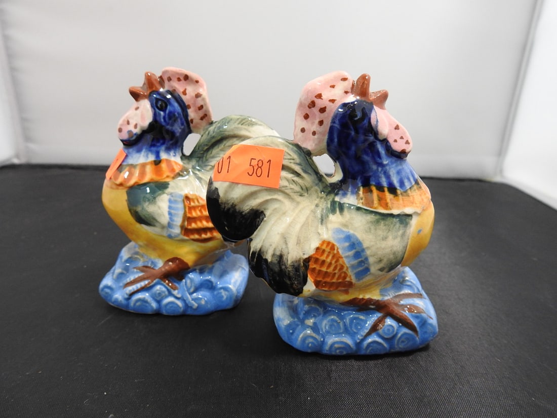 Vintage Japanese Majolica Rooster Salt and Pepper Shakers - 3