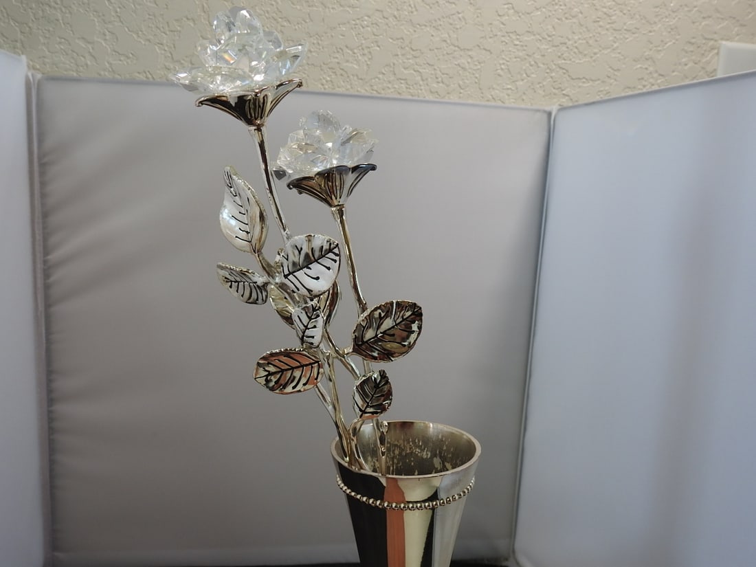 Godinger Crystal Roses in Silver-Tone Vase - 3