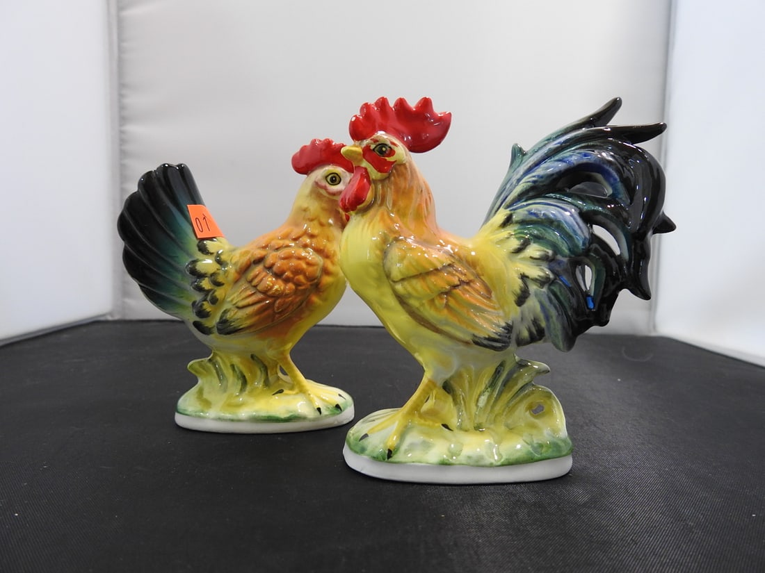 Vintage Japanese Ceramic Rooster Salt and Pepper Shakers - 5
