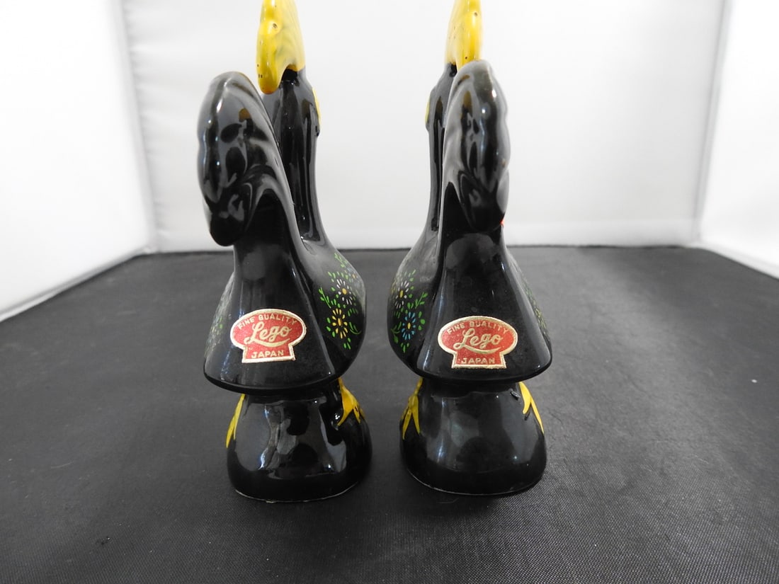 Vintage Ceramic Rooster Salt and Pepper Shakers - 2