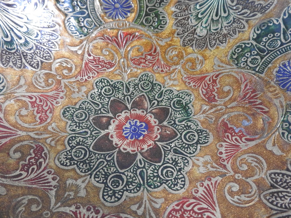 Cloisonne Enamel and Brass Scalloped Fruit Bowl - 8