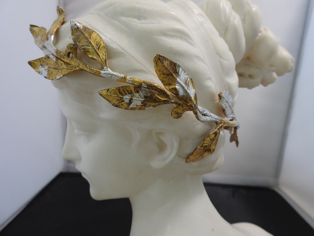 Poesie Marble Bust with Gilt Metal Wreath - 8