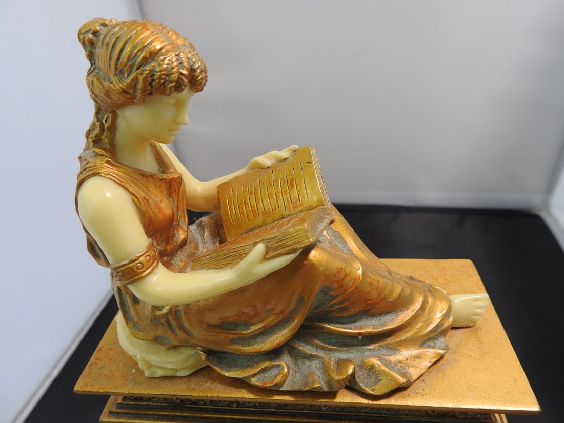 Taranus Reading Lady Mantel Clock - 7