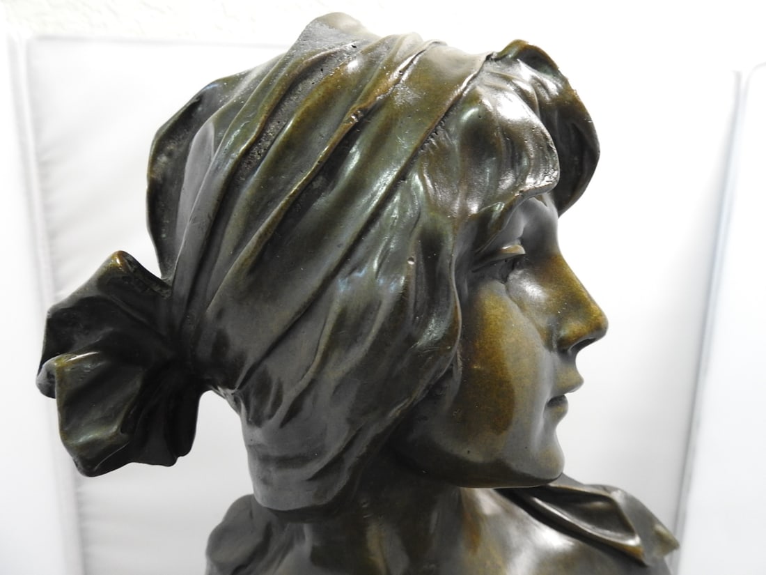 Cinderella Hollow Cast Bronze Bust on Marble Base - 2