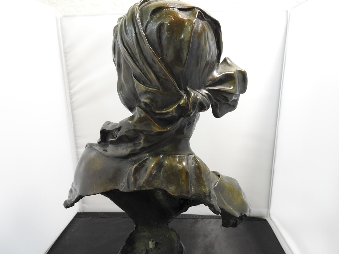 Cinderella Hollow Cast Bronze Bust on Marble Base - 4