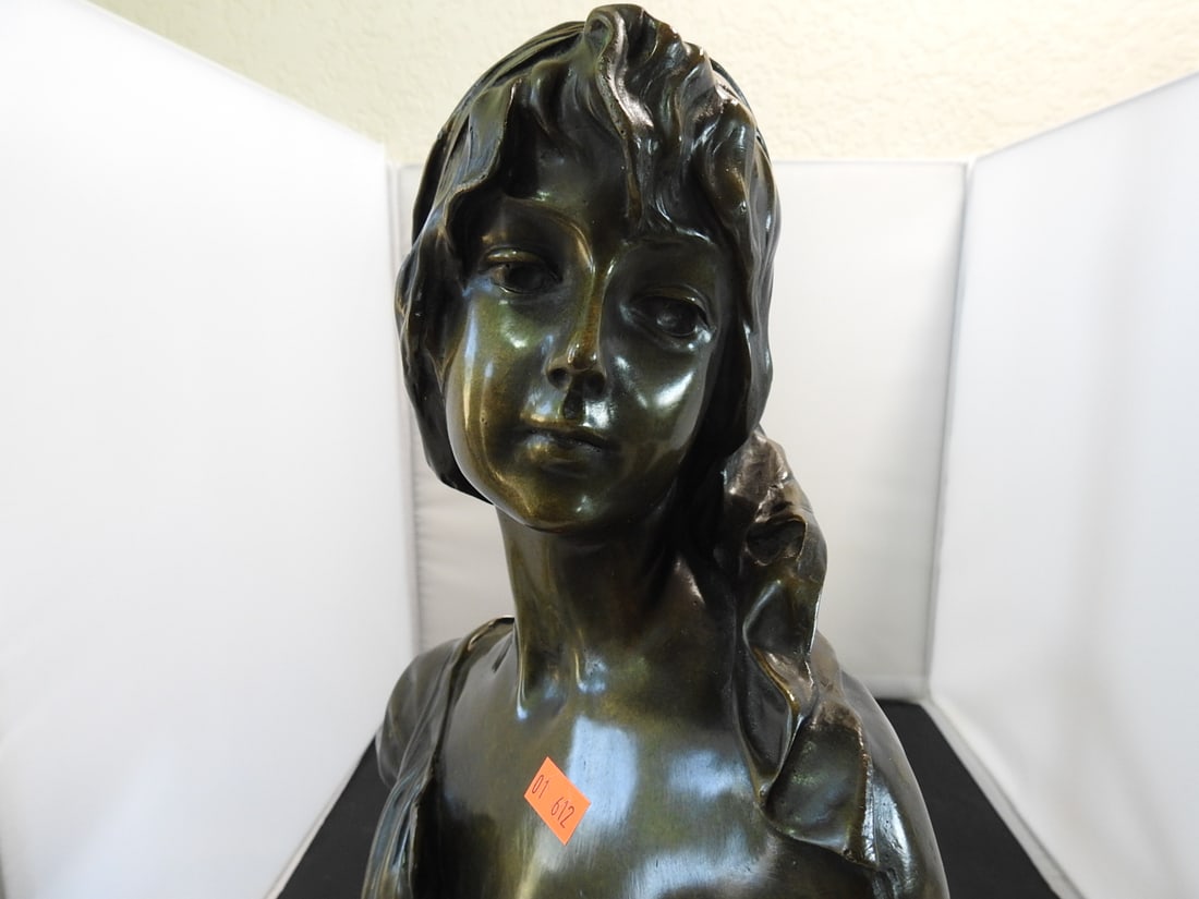 Cinderella Hollow Cast Bronze Bust on Marble Base - 8