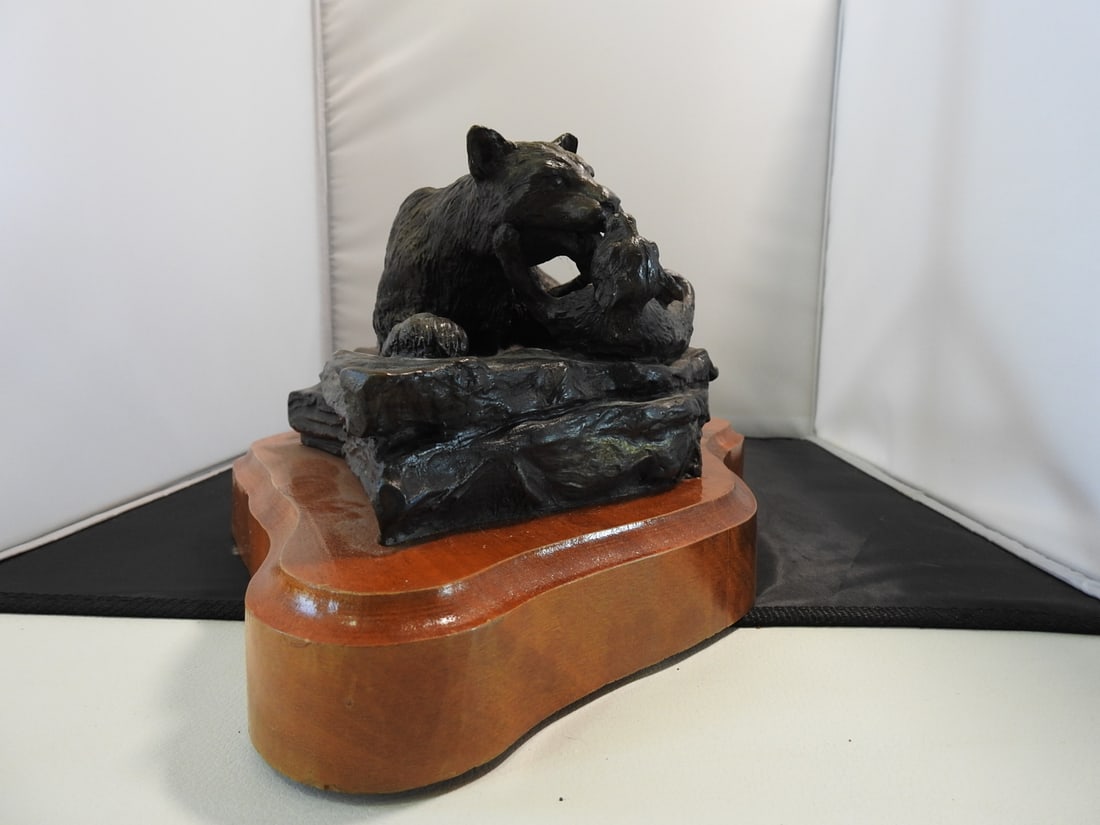 Limited Edition Cougar Family Bronze Sculpture on Wood Base - 4