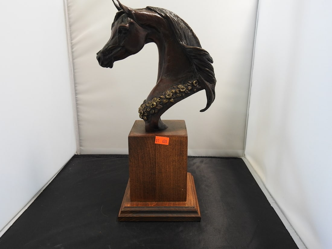D. Moss 1984 Brass Horse Bust on Wood Base: Horse bust marked D. Moss, 1984, in brass-tone metal, mounted on a wooden base. Approx. 13 x 7.5 x 6 in.