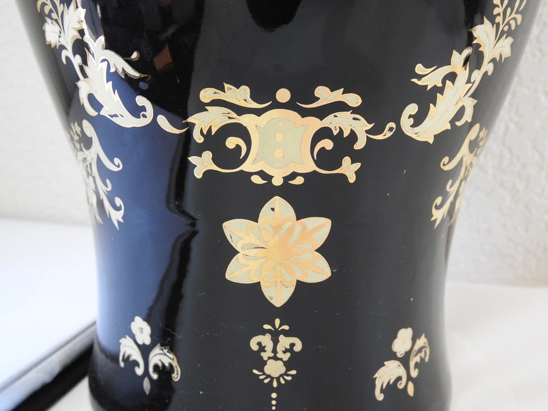 Large Neoclassical Black and Gold Porcelain Vase - 5