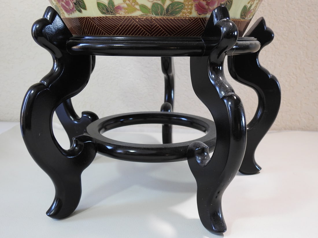 Satsuma Style Porcelain Flower Pot with Wooden Stand - 3