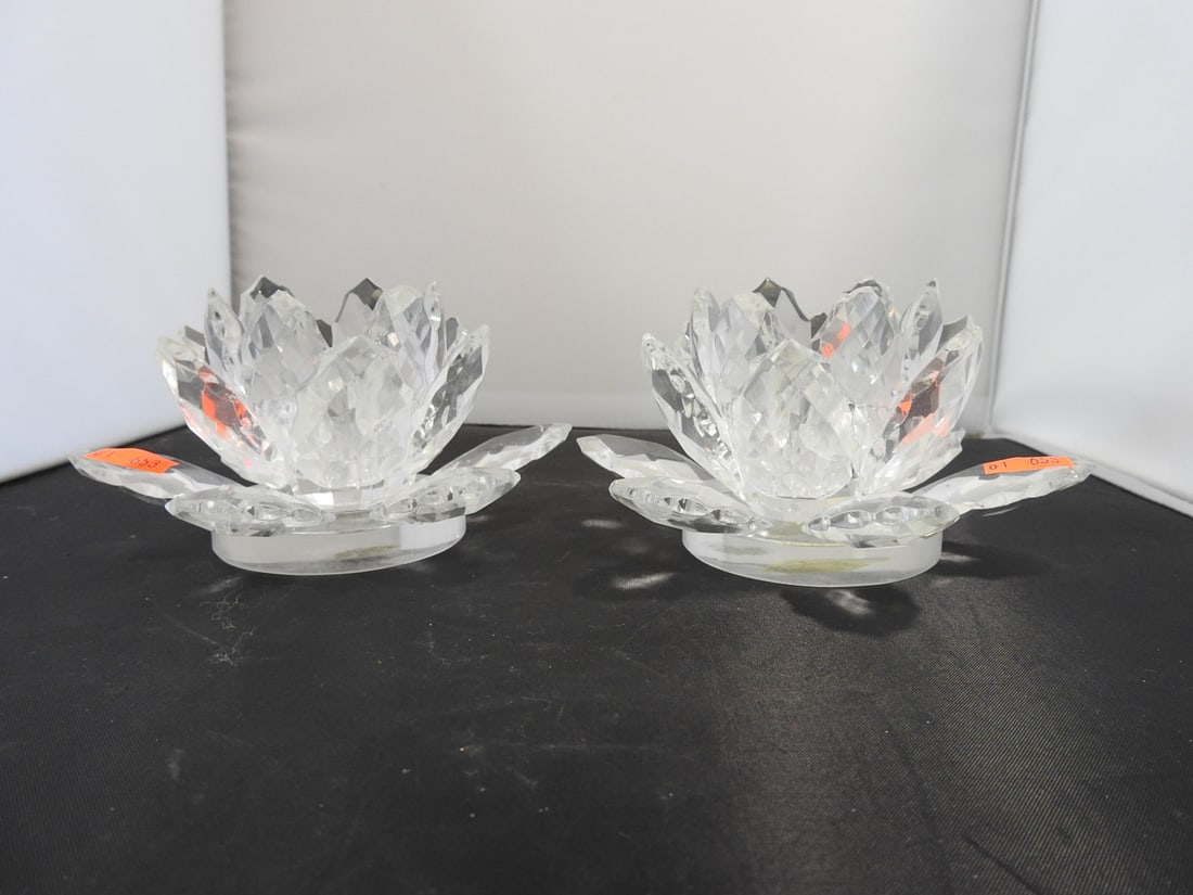 Set of 2 Lead Crystal Lotus Flower Candle Holders - 4