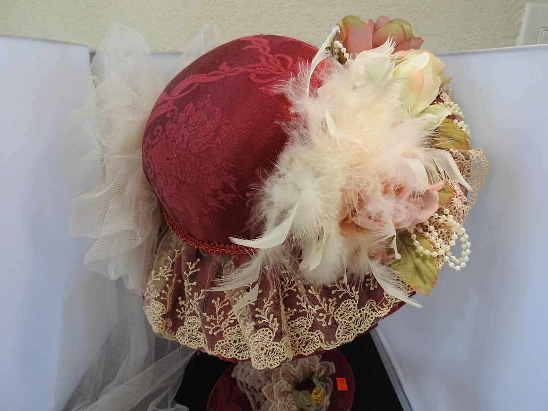 1980s Victorian Style Hat with Display Stand - 3