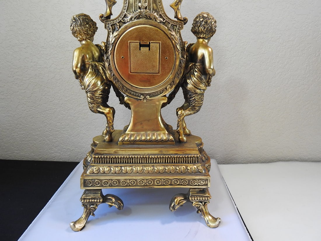 Design Toscano Grande Chateau Beaumont Mantel Clock - 4
