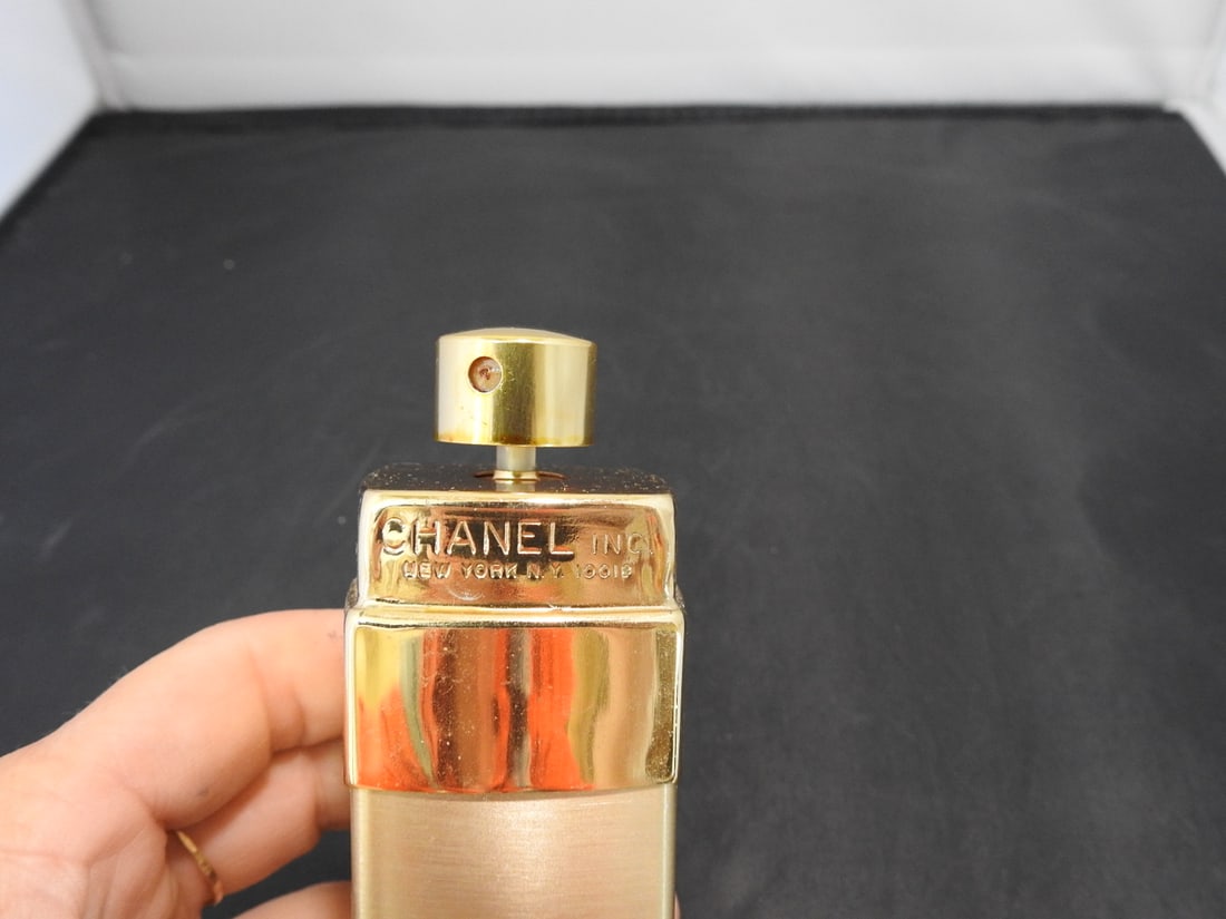 Vintage Chanel No. 5 Gold Eau de Parfum Bottle - 3