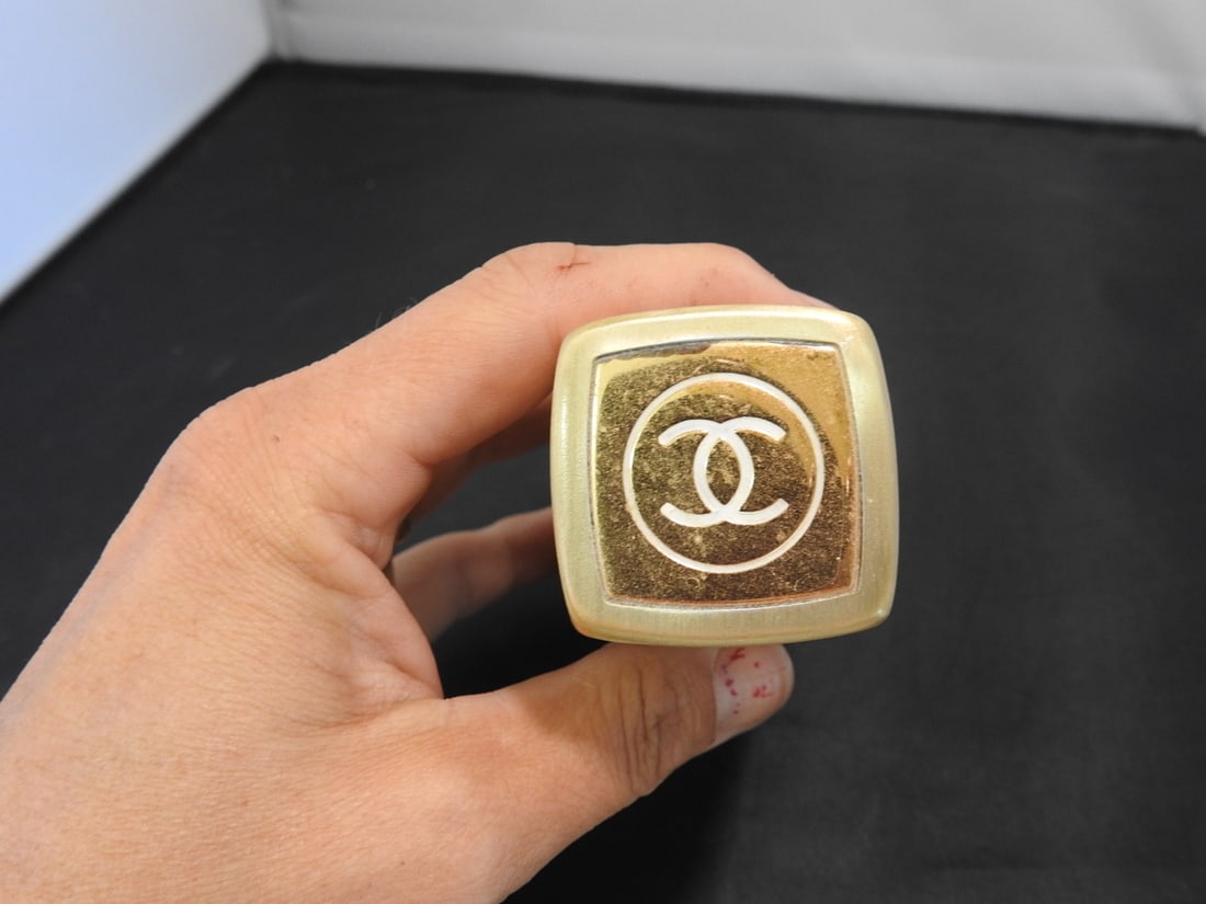 Vintage Chanel No. 5 Gold Eau de Parfum Bottle - 4