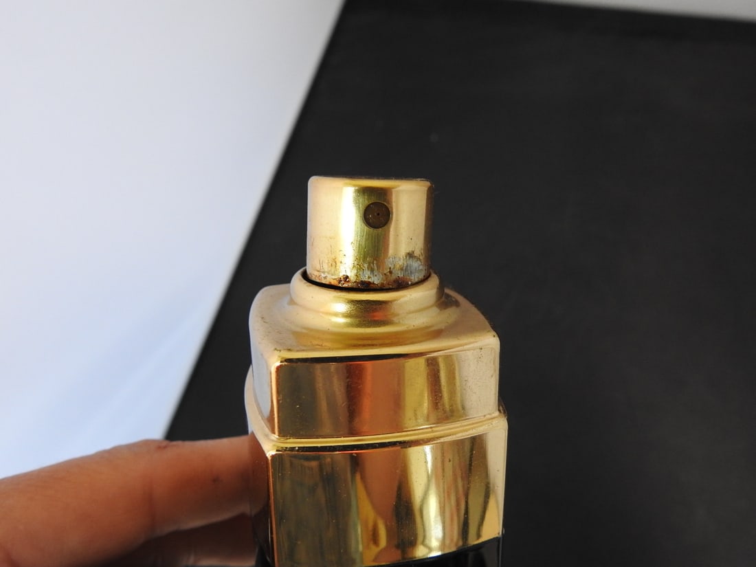 Vintage Chanel No. 5 Black Eau de Toilette Bottle - 3