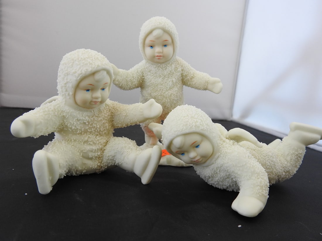 Set of Three Porcelain Bisque Snowbaby Figures - 8
