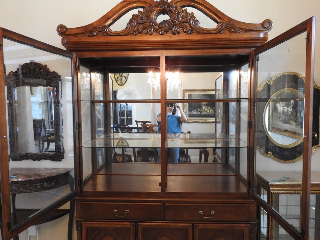 Rococo Style Mahogany China / Curio Cabinet - 12