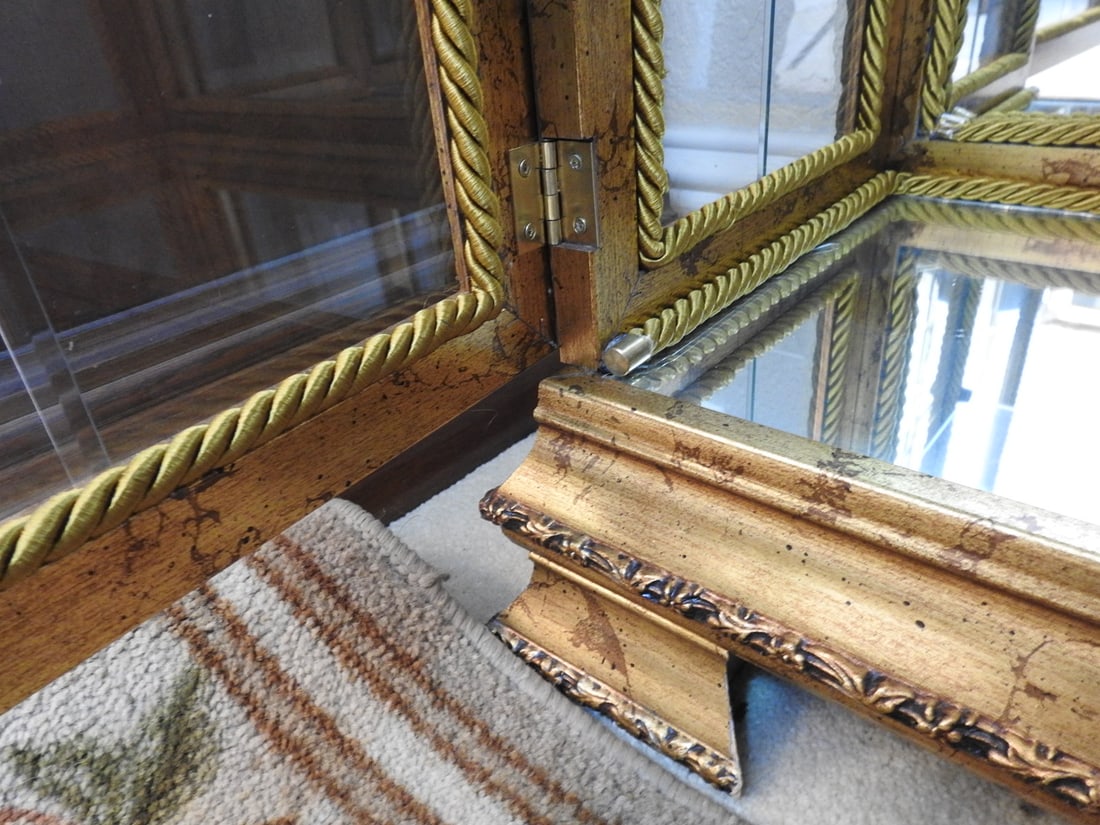 Venetian Rococo Revival Display Cabinet - 6
